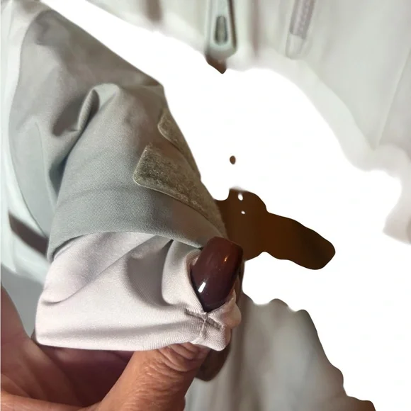 Obermeyer First Chair Jacket — NWT — Women’s Ski Snow Coat Size 6 MSRP $369 - Picture 4 of 11